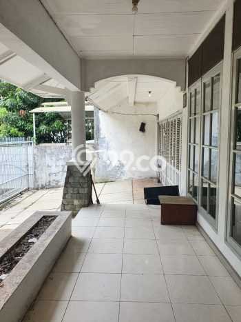 Rumah Elit LB 300m2 Siap Pakai Desain Elegan di Sektor 9-Bintaro, Tangerang Selatan Rumah Elit LB 300m2 Siap Pakai Desain Elegan di Sektor 9-Bintaro, Tangerang Selatan