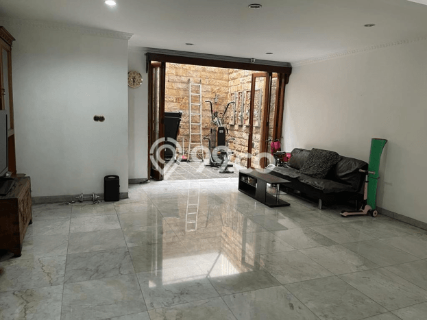 For Sale! Luxury House LT 245m2 Desain Modern di Pondok Indah For Sale! Luxury House LT 245m2 Desain Modern di Pondok Indah