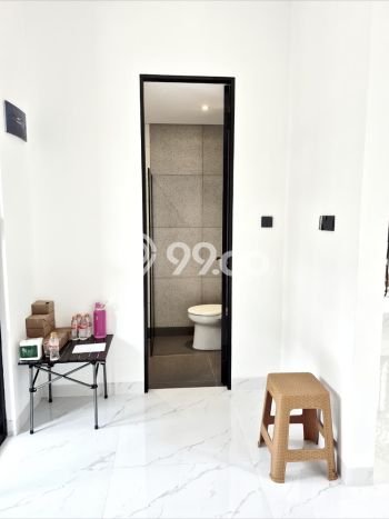 Jual Rumah Mewah Megah Dengan View Eksklusif di Sektor 3 - Bintaro, Jakarta Selatan Jual Rumah Mewah Megah Dengan View Eksklusif di Sektor 3 - Bintaro, Jakarta Selatan