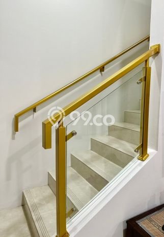 Dijual Rumah Luas Megah Dengan View Cantik di Sektor 9-Bintaro, Tangerang Selatan Dijual Rumah Luas Megah Dengan View Cantik di Sektor 9-Bintaro, Tangerang Selatan