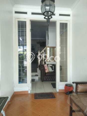 Rumah Modern 3 Kamar LT 220m2 di Sektor 9-Bintaro Rumah Modern 3 Kamar LT 220m2 di Sektor 9-Bintaro