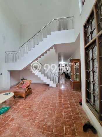 Rumah Luxury Modern Tanpa Renovasi di Sektor 3A - Bintaro Tangerang Selatan Rumah Luxury Modern Tanpa Renovasi di Sektor 3A - Bintaro Tangerang Selatan