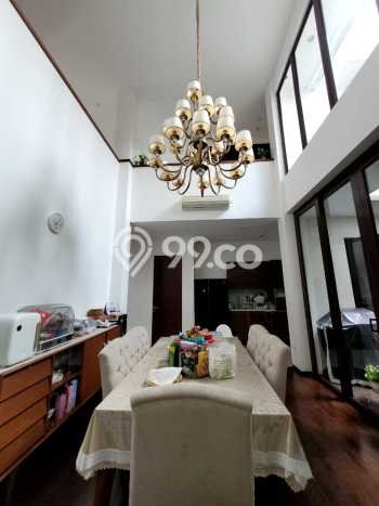 Rumah Mewah LB 300m2 Siap Huni Desain Elegan di Sektor 9-Bintaro, Tangerang Selatan Rumah Mewah LB 300m2 Siap Huni Desain Elegan di Sektor 9-Bintaro, Tangerang Selatan