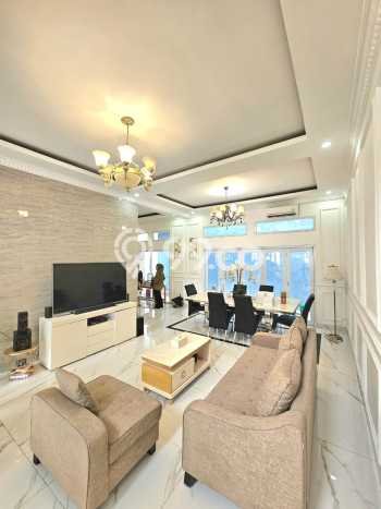 Hunian Elit LB 300m2 Siap Pakai Desain Elegan di Sektor 7-Bintaro, Tangerang Selatan Hunian Elit LB 300m2 Siap Pakai Desain Elegan di Sektor 7-Bintaro, Tangerang Selatan