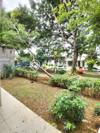 Jual Rumah Luas Elegan Dengan View Eksklusif di Sektor 9-Bintaro, Tangerang Selatan Jual Rumah Luas Elegan Dengan View Eksklusif di Sektor 9-Bintaro, Tangerang Selatan