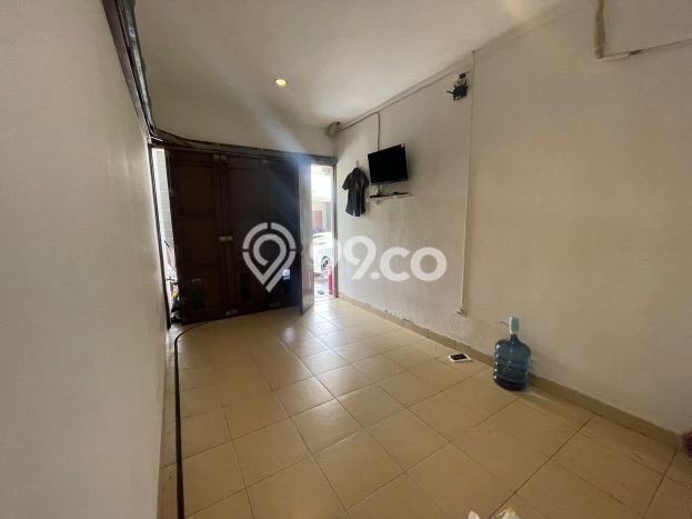 Rumah Elit LB 175m2 Siap Pakai Desain Elegan di Sektor 9-Bintaro, Tangerang Selatan Rumah Elit LB 175m2 Siap Pakai Desain Elegan di Sektor 9-Bintaro, Tangerang Selatan