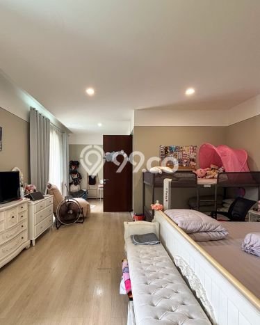 Rumah Mewah LB 680m2 Siap Huni Desain Elegan di Veteran, Jakarta Selatan Rumah Mewah LB 680m2 Siap Huni Desain Elegan di Veteran, Jakarta Selatan