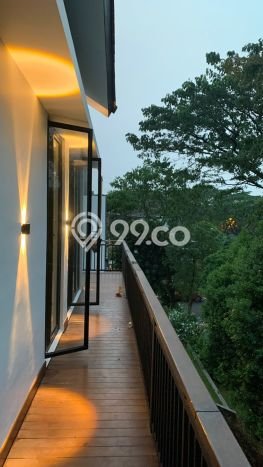 Ready to Use! Luxury House LT 238m2 Desain Elegan di Sektor 7-Bintaro Ready to Use! Luxury House LT 238m2 Desain Elegan di Sektor 7-Bintaro