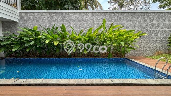 Rumah Mewah LB 654m2 Siap Huni Desain Elegan di Sektor 8 - Bintaro, Tangerang Selatan Rumah Mewah LB 654m2 Siap Huni Desain Elegan di Sektor 8 - Bintaro, Tangerang Selatan