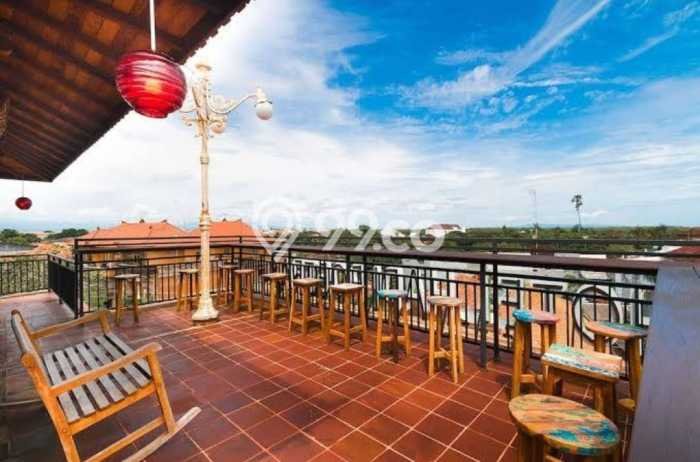 AREA KOMERSIAL! Hotel di Kuta, Luas 2500m², Jalan Raya AREA KOMERSIAL! Hotel di Kuta, Luas 2500m², Jalan Raya