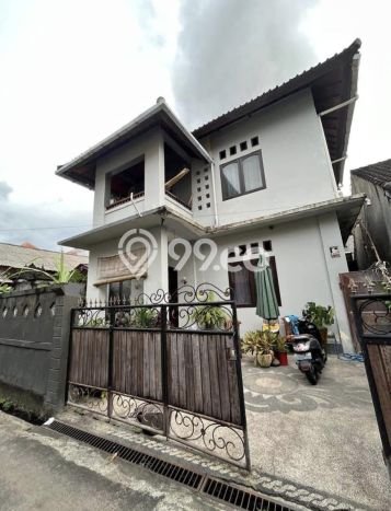 Dijual Rumah 4 Kamar Lokasi Ideal Bagus dan Strategis di Denpasar Timur Dijual Rumah 4 Kamar Lokasi Ideal Bagus dan Strategis di Denpasar Timur