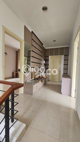 Jual Rumah Mewah Megah Dengan View Cantik di Gading Serpong, Tangerang Jual Rumah Mewah Megah Dengan View Cantik di Gading Serpong, Tangerang