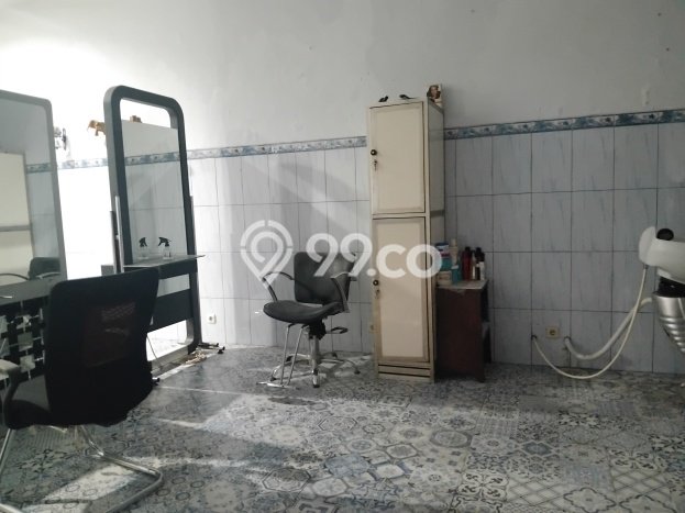 INVESTASI POTENSIAL! Ruko di Cirebon Kota, Luas 172m2m², Potensi Keramaian Tinggi INVESTASI POTENSIAL! Ruko di Cirebon Kota, Luas 172m2m², Potensi Keramaian Tinggi