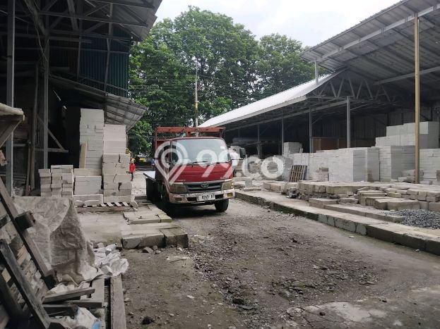 Unit Gudang Tersedia di Cirebon Kota Spesifikasi LB 1m2 Unit Gudang Tersedia di Cirebon Kota Spesifikasi LB 1m2