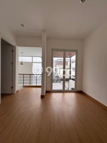 Dijual Rumah Luas Elegan Dengan View Cantik di BSD The Icon, Tangerang Dijual Rumah Luas Elegan Dengan View Cantik di BSD The Icon, Tangerang