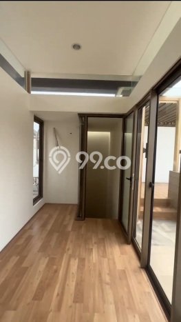 Dijual Rumah Premium dengan Fasilitas Sekitar Lengkap di Karang Tengah, Tangerang Dijual Rumah Premium dengan Fasilitas Sekitar Lengkap di Karang Tengah, Tangerang