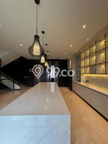 Rumah Eksklusif Siap Huni LT 153m2 di BSD, Tangerang Selatan Rumah Eksklusif Siap Huni LT 153m2 di BSD, Tangerang Selatan