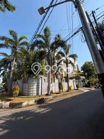 Rumah sewa siap huni 7 Kamar Tidur di Sunter, Jakarta Utara Rumah sewa siap huni 7 Kamar Tidur di Sunter, Jakarta Utara