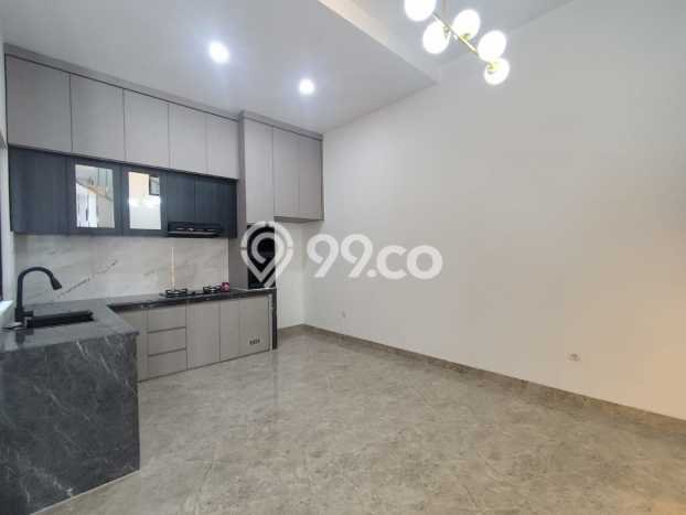 Dijual Rumah Premium dengan Fasilitas Sekitar Komplit di BSD, Tangerang Selatan Dijual Rumah Premium dengan Fasilitas Sekitar Komplit di BSD, Tangerang Selatan
