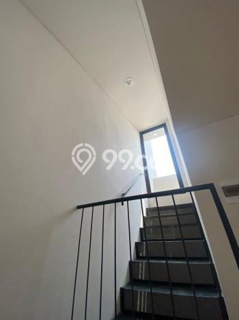 Rumah Modern 2 KT di BSD City Tangerang Full Furnished Rumah Modern 2 KT di BSD City Tangerang Full Furnished