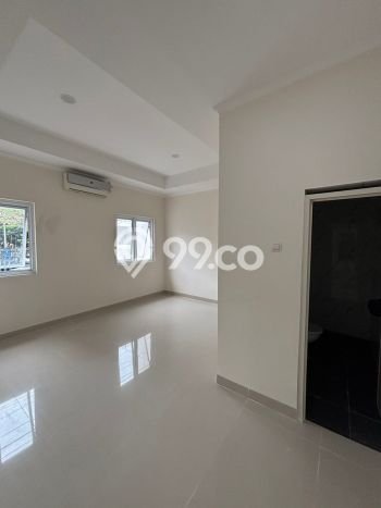 Hunian Cantik Minimalis Lb 140m2 di Serpong Utara, Tangerang Selatan Hunian Cantik Minimalis Lb 140m2 di Serpong Utara, Tangerang Selatan