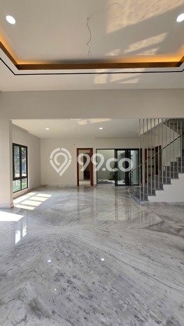 Rumah Elit Modern Siap Huni di BSD Green Wich Tangerang Rumah Elit Modern Siap Huni di BSD Green Wich Tangerang