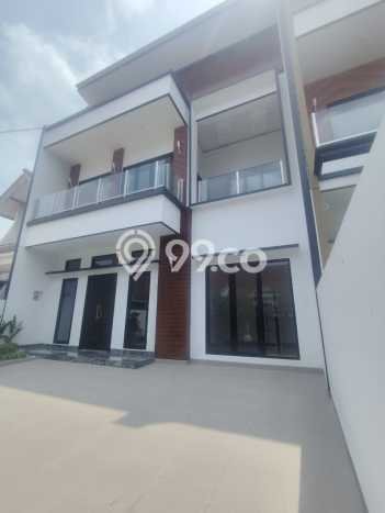 Dijual Rumah Premium dengan Fasilitas Sekitar Komplit di BSD, Tangerang Selatan Dijual Rumah Premium dengan Fasilitas Sekitar Komplit di BSD, Tangerang Selatan