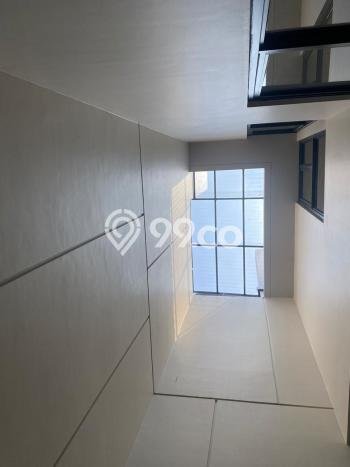 Rumah Modern 2 KT di BSD City Tangerang Full Furnished Rumah Modern 2 KT di BSD City Tangerang Full Furnished