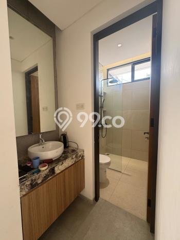 Ready to Use! Luxury House LT 128m2 Desain Elegan di Alam Sutera Ready to Use! Luxury House LT 128m2 Desain Elegan di Alam Sutera