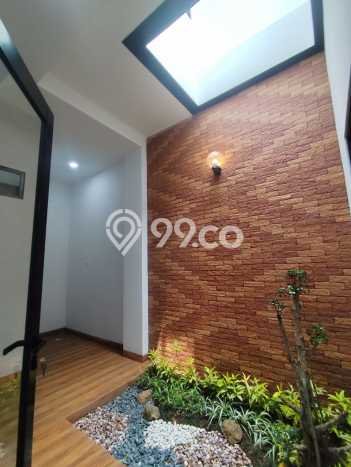 Dijual Rumah Premium dengan Fasilitas Sekitar Komplit di BSD, Tangerang Selatan Dijual Rumah Premium dengan Fasilitas Sekitar Komplit di BSD, Tangerang Selatan
