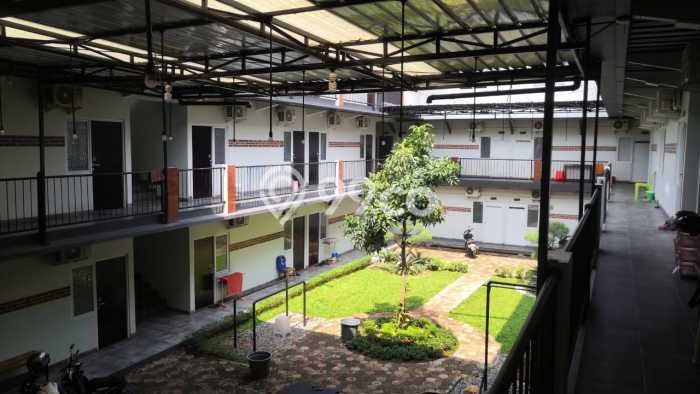 Unit Kost Dijual di Setu dengan 80 Kamar Tidur & Luas Bangunan 1750m2 Unit Kost Dijual di Setu dengan 80 Kamar Tidur & Luas Bangunan 1750m2