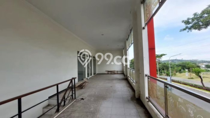 Area Ramai! Ruko Dijual di Tembalang untuk Bisnis Luas Bangunan 160m2 Area Ramai! Ruko Dijual di Tembalang untuk Bisnis Luas Bangunan 160m2