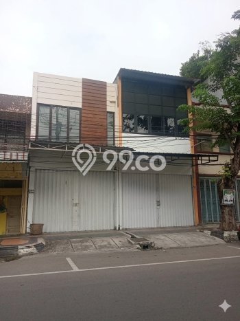 Disewakan Ruko komersial di Semarang Tengah luas bangunan 200m2 Disewakan Ruko komersial di Semarang Tengah luas bangunan 200m2