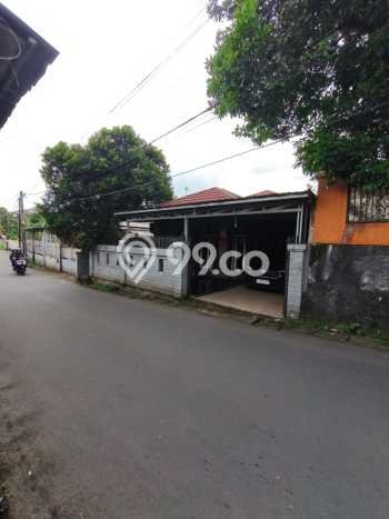 For Sale Rumah 4 Kamar Lokasi Ideal Bagus dan Strategis di Beji For Sale Rumah 4 Kamar Lokasi Ideal Bagus dan Strategis di Beji