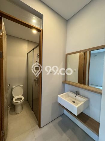 Ready to Use! Premium House LT 129m2 Desain Elegan di Setra Duta Ready to Use! Premium House LT 129m2 Desain Elegan di Setra Duta