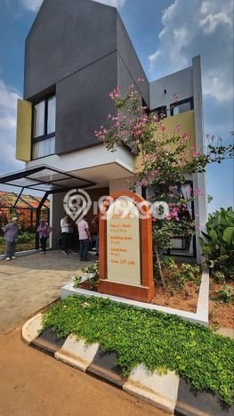 Rumah Luas Asri 3 KT Siap Pakai di Bintaro Tangerang Selatan Rumah Luas Asri 3 KT Siap Pakai di Bintaro Tangerang Selatan