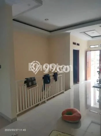 Rumah Modern Cantik 4 KT Siap Huni di Ciledug Rumah Modern Cantik 4 KT Siap Huni di Ciledug