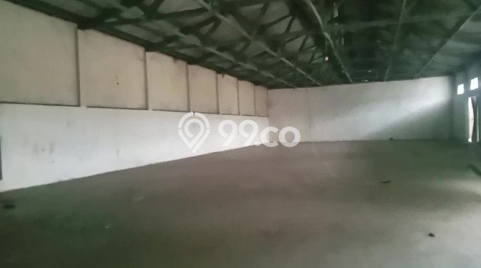 LOKASI PREMIUM! Gudang Area Bisnis di Bandung Timur, Luas 1000m², Siap Operasional LOKASI PREMIUM! Gudang Area Bisnis di Bandung Timur, Luas 1000m², Siap Operasional