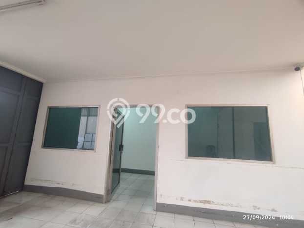 Disewakan Gudang di Kawasan Ramai Taman Kopo Indah Luas 4480m2 Disewakan Gudang di Kawasan Ramai Taman Kopo Indah Luas 4480m2