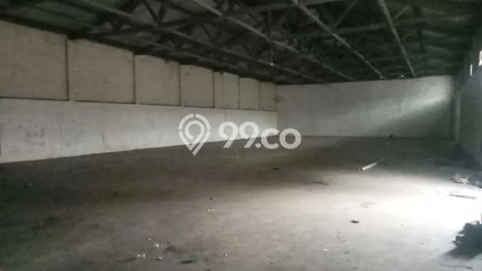 LOKASI PREMIUM! Gudang Area Bisnis di Bandung Timur, Luas 1000m², Siap Operasional LOKASI PREMIUM! Gudang Area Bisnis di Bandung Timur, Luas 1000m², Siap Operasional
