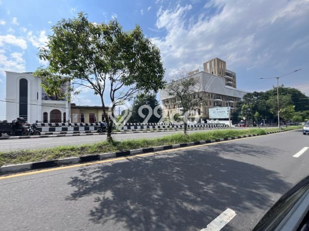 PRIME LOCATION! Tanah di Depok, Luas 300m², Cocok untuk Investasi PRIME LOCATION! Tanah di Depok, Luas 300m², Cocok untuk Investasi