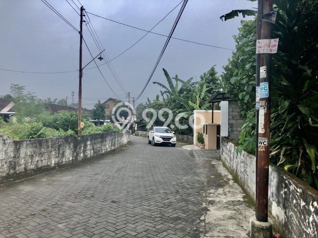 Dijual Tanah Area Berkembang di Depok, Luas 130m², Akses Depok, Sleman, Sleman Dijual Tanah Area Berkembang di Depok, Luas 130m², Akses Depok, Sleman, Sleman