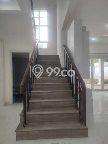 Dijual Rumah Mewah Elegan Dengan View Cantik di Lippo Karawaci, Tangerang Dijual Rumah Mewah Elegan Dengan View Cantik di Lippo Karawaci, Tangerang