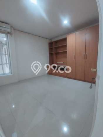 Rumah Luas Asri 4 KT Siap Pakai di Lippo Karawaci Tangerang Rumah Luas Asri 4 KT Siap Pakai di Lippo Karawaci Tangerang