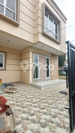 Dijual Rumah Luas Elegan Dengan View Eksklusif di Gading Serpong, Tangerang Dijual Rumah Luas Elegan Dengan View Eksklusif di Gading Serpong, Tangerang