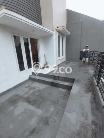 Rumah Luas Asri 4 KT Siap Pakai di Lippo Karawaci Tangerang Rumah Luas Asri 4 KT Siap Pakai di Lippo Karawaci Tangerang
