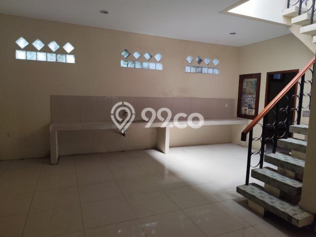 Jarang Ada! Rumah Sewa 3 Kamar Bagus Siap Huni Bandung Kota Jarang Ada! Rumah Sewa 3 Kamar Bagus Siap Huni Bandung Kota