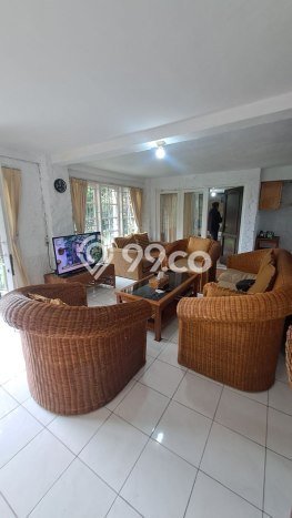 Rumah Modern 4 KT di Bandung Utara Bandung Semi Furnished Rumah Modern 4 KT di Bandung Utara Bandung Semi Furnished