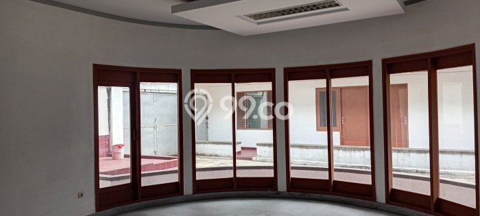 Hunian 4 Kamar Lengkap Disewakan di Coblong Harga Kompetitif Hunian 4 Kamar Lengkap Disewakan di Coblong Harga Kompetitif