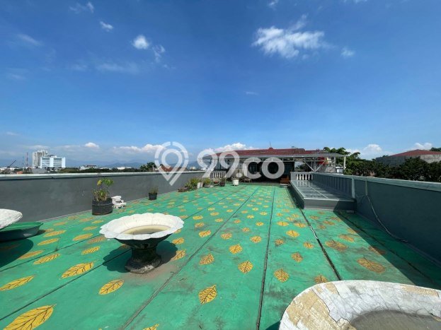 Disewakan Komersial Strategis Kawasan , Luas 2200m2m², Pusat Komersial Disewakan Komersial Strategis Kawasan , Luas 2200m2m², Pusat Komersial